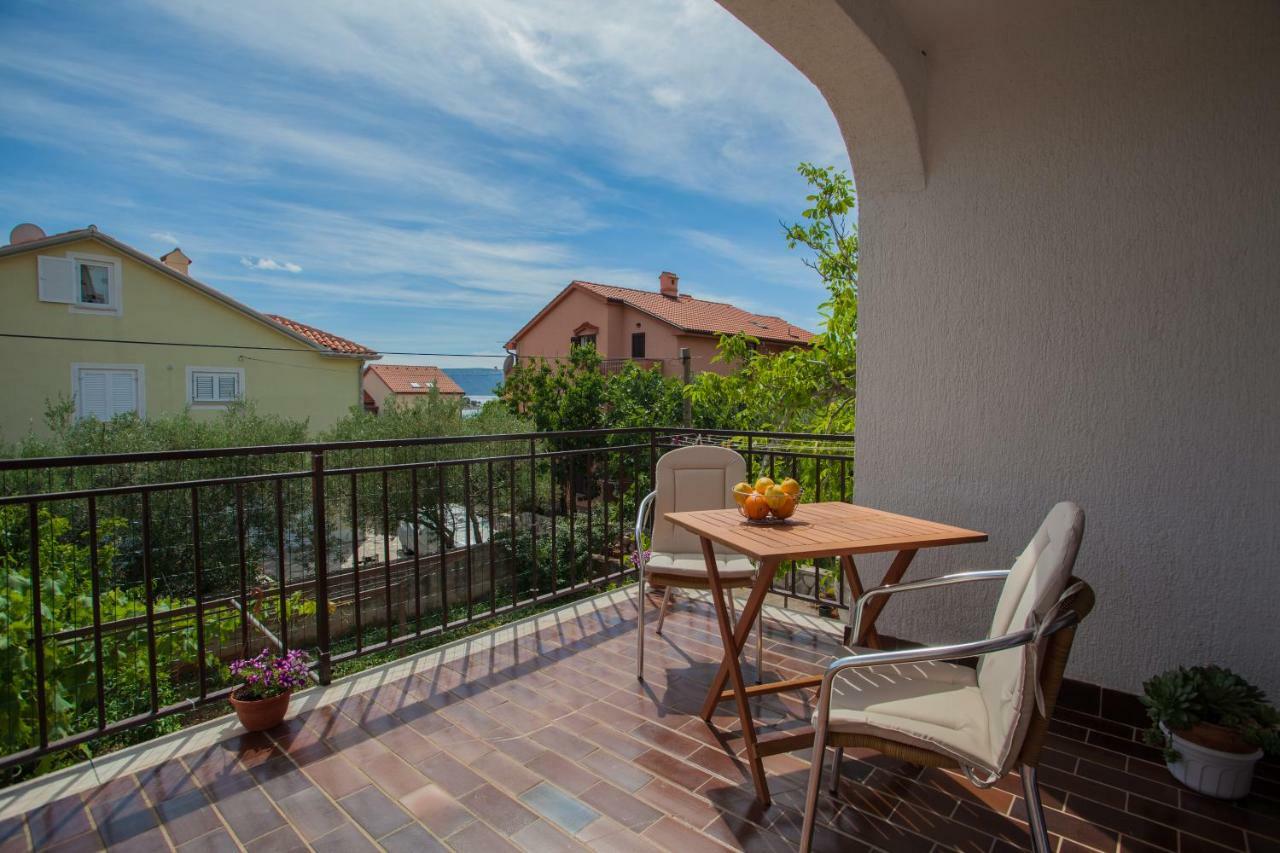 Guesthouse Maver Црес Экстерьер фото